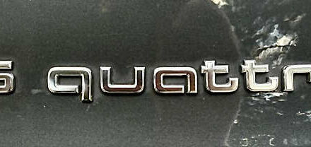 Серый Ауди E-Tron, объемом двигателя 0 л и пробегом 126 тыс. км за 29200 $, фото 43 на Automoto.ua