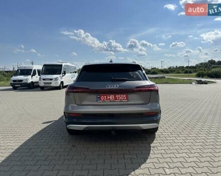 Сірий Ауді E-Tron, об'ємом двигуна 0 л та пробігом 107 тис. км за 24300 $, фото 9 на Automoto.ua