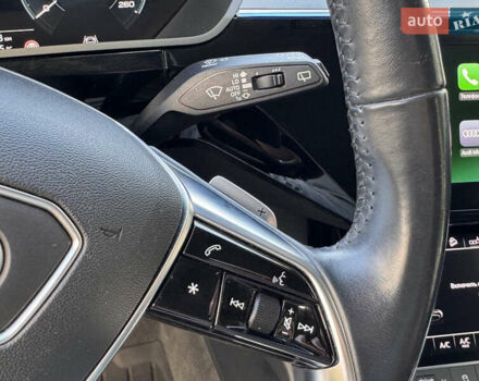 Серый Ауди E-Tron, объемом двигателя 0 л и пробегом 94 тыс. км за 22900 $, фото 36 на Automoto.ua