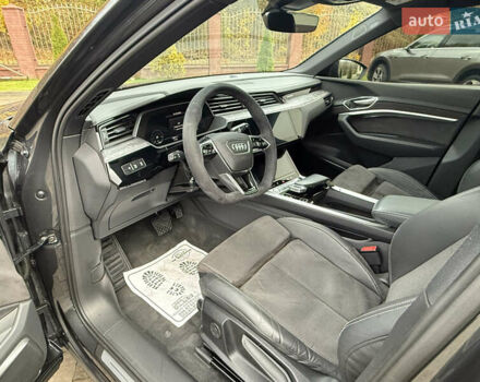 Серый Ауди E-Tron, объемом двигателя 0 л и пробегом 180 тыс. км за 26900 $, фото 16 на Automoto.ua