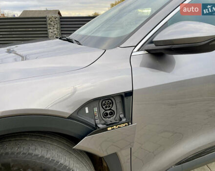 Серый Ауди E-Tron, объемом двигателя 0 л и пробегом 160 тыс. км за 23400 $, фото 7 на Automoto.ua