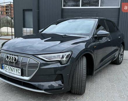Сірий Ауді E-Tron, об'ємом двигуна 0 л та пробігом 190 тис. км за 26900 $, фото 8 на Automoto.ua