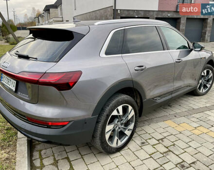 Серый Ауди E-Tron, объемом двигателя 0 л и пробегом 160 тыс. км за 23400 $, фото 3 на Automoto.ua