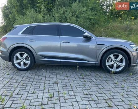 Сірий Ауді E-Tron, об'ємом двигуна 0 л та пробігом 160 тис. км за 27000 $, фото 25 на Automoto.ua