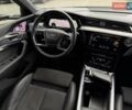 Серый Ауди E-Tron, объемом двигателя 0 л и пробегом 248 тыс. км за 26100 $, фото 16 на Automoto.ua