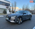 Серый Ауди E-Tron, объемом двигателя 0 л и пробегом 71 тыс. км за 31500 $, фото 2 на Automoto.ua