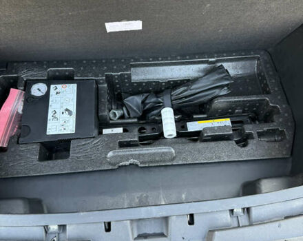 Серый Ауди E-Tron, объемом двигателя 0 л и пробегом 104 тыс. км за 31499 $, фото 22 на Automoto.ua