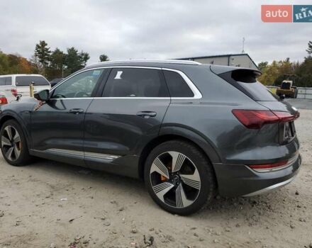 Серый Ауди E-Tron, объемом двигателя 0 л и пробегом 43 тыс. км за 9000 $, фото 1 на Automoto.ua