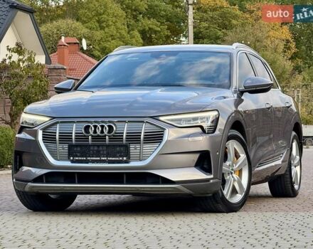 Ауді E-Tron 2019 у Рівному на Automoto.ua Сірий Ауді E-Tron, об'ємом двигуна 0 л та пробігом 139 тис. км за 26900 $, фото 66 на Automoto.ua