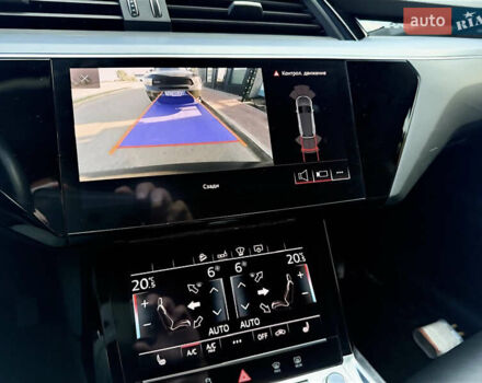 Серый Ауди E-Tron, объемом двигателя 0 л и пробегом 126 тыс. км за 29200 $, фото 13 на Automoto.ua