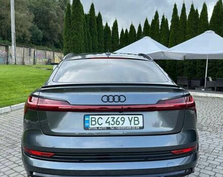 Серый Ауди E-Tron, объемом двигателя 0 л и пробегом 49 тыс. км за 40500 $, фото 4 на Automoto.ua