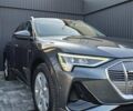 Серый Ауди E-Tron, объемом двигателя 0 л и пробегом 99 тыс. км за 31990 $, фото 22 на Automoto.ua