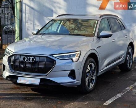 Серый Ауди E-Tron, объемом двигателя 0 л и пробегом 12 тыс. км за 31990 $, фото 5 на Automoto.ua
