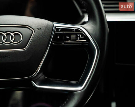 Сірий Ауді E-Tron, об'ємом двигуна 0 л та пробігом 154 тис. км за 25900 $, фото 76 на Automoto.ua