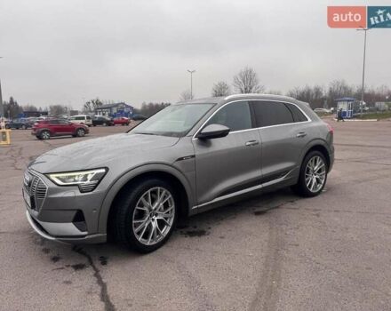 Сірий Ауді E-Tron, об'ємом двигуна 0 л та пробігом 78 тис. км за 30500 $, фото 5 на Automoto.ua