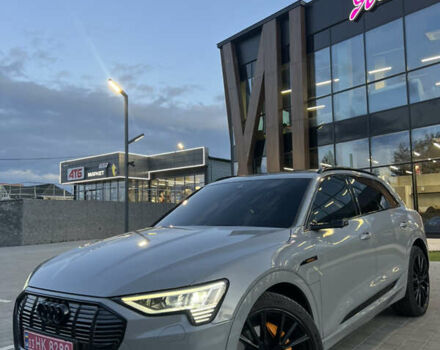 Сірий Ауді E-Tron, об'ємом двигуна 0 л та пробігом 104 тис. км за 32500 $, фото 2 на Automoto.ua