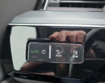 Серый Ауди E-Tron, объемом двигателя 0 л и пробегом 90 тыс. км за 36500 $, фото 26 на Automoto.ua