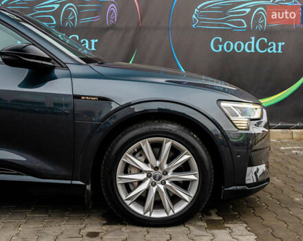 Сірий Ауді E-Tron, об'ємом двигуна 0 л та пробігом 154 тис. км за 25900 $, фото 17 на Automoto.ua