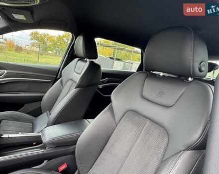 Ауди E-Tron 2020 в Киеве на Automoto.ua Серый Ауди E-Tron, объемом двигателя 0 л и пробегом 140 тыс. км за 29500 $, фото 3 на Automoto.ua