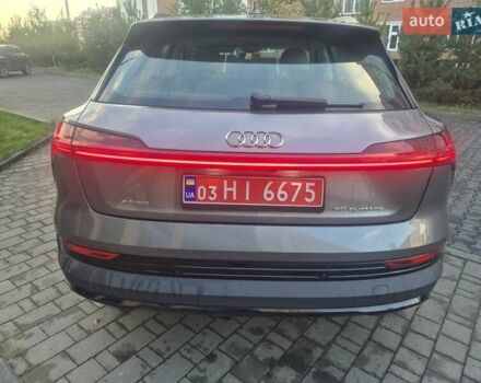 Ауди E-Tron 2020 в Хмельницком на Automoto.ua Серый Ауди E-Tron, объемом двигателя 0 л и пробегом 146 тыс. км за 22700 $, фото 27 на Automoto.ua