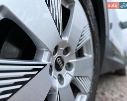 Ауди E-Tron 2020 в Житомире на Automoto.ua Серый Ауди E-Tron, объемом двигателя 0 л и пробегом 169 тыс. км за 22899 $, фото 63 на Automoto.ua
