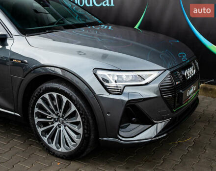 Сірий Ауді E-Tron, об'ємом двигуна 0 л та пробігом 82 тис. км за 39888 $, фото 21 на Automoto.ua