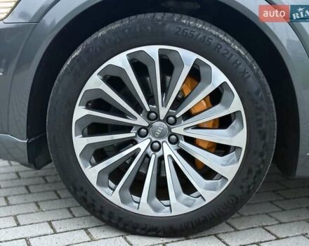 Серый Ауди E-Tron, объемом двигателя 0 л и пробегом 29 тыс. км за 38300 $, фото 36 на Automoto.ua