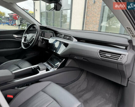 Ауди E-Tron 2020 в Тернополе на Automoto.ua Серый Ауди E-Tron, объемом двигателя 0 л и пробегом 126 тыс. км за 23900 $, фото 50 на Automoto.ua