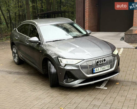 Ауди E-Tron 2020 в Киеве на Automoto.ua Серый Ауди E-Tron, объемом двигателя 0 л и пробегом 71 тыс. км за 35300 $, фото 7 на Automoto.ua