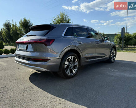 Сірий Ауді E-Tron, об'ємом двигуна 0 л та пробігом 65 тис. км за 39990 $, фото 20 на Automoto.ua