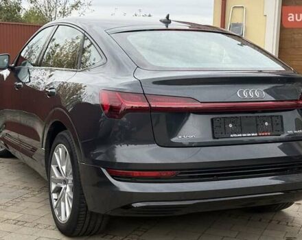 Ауді E-Tron 2020 у Коломые на Automoto.ua Сірий Ауді E-Tron, об'ємом двигуна 0 л та пробігом 120 тис. км за 29999 $, фото 3 на Automoto.ua