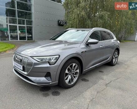 Серый Ауди E-Tron, объемом двигателя 0 л и пробегом 58 тыс. км за 37000 $, фото 109 на Automoto.ua