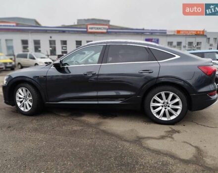 Серый Ауди E-Tron, объемом двигателя 0 л и пробегом 169 тыс. км за 33999 $, фото 24 на Automoto.ua