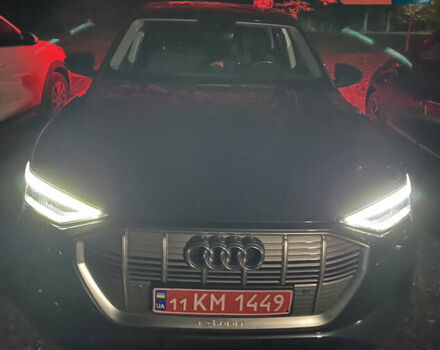 Серый Ауди E-Tron, объемом двигателя 0 л и пробегом 175 тыс. км за 22000 $, фото 33 на Automoto.ua