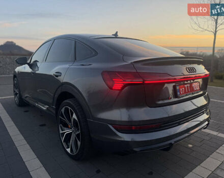 Сірий Ауді E-Tron, об'ємом двигуна 0 л та пробігом 140 тис. км за 37000 $, фото 10 на Automoto.ua