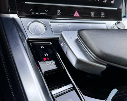 Серый Ауди E-Tron, объемом двигателя 0 л и пробегом 34 тыс. км за 43000 $, фото 27 на Automoto.ua
