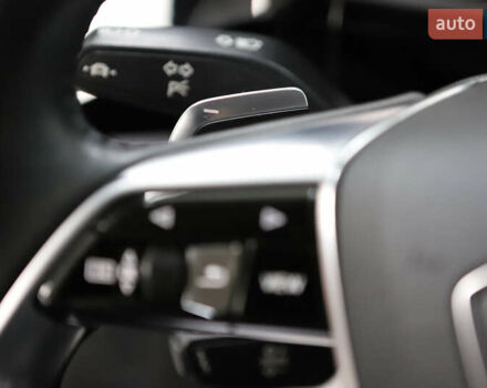 Серый Ауди E-Tron, объемом двигателя 0 л и пробегом 140 тыс. км за 23800 $, фото 85 на Automoto.ua