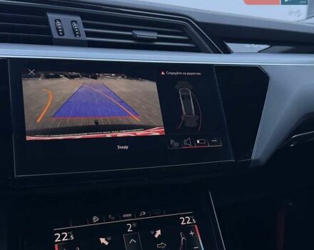 Сірий Ауді E-Tron, об'ємом двигуна 0 л та пробігом 178 тис. км за 21700 $, фото 35 на Automoto.ua