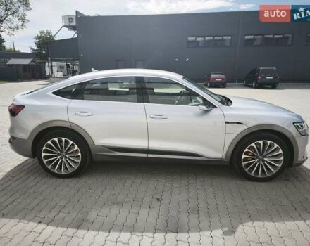 Сірий Ауді E-Tron, об'ємом двигуна 0 л та пробігом 70 тис. км за 34500 $, фото 35 на Automoto.ua
