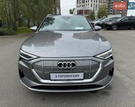 Серый Ауди E-Tron, объемом двигателя 0 л и пробегом 58 тыс. км за 37000 $, фото 2 на Automoto.ua