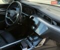 Серый Ауди E-Tron, объемом двигателя 0 л и пробегом 54 тыс. км за 47000 $, фото 13 на Automoto.ua