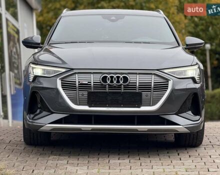 Сірий Ауді E-Tron, об'ємом двигуна 0 л та пробігом 77 тис. км за 37000 $, фото 5 на Automoto.ua