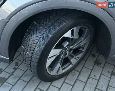 Серый Ауди E-Tron, объемом двигателя 0 л и пробегом 121 тыс. км за 27699 $, фото 20 на Automoto.ua