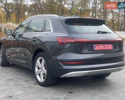 Ауди E-Tron 2020 в Луцке на Automoto.ua Серый Ауди E-Tron, объемом двигателя 0 л и пробегом 128 тыс. км за 25000 $, фото 4 на Automoto.ua