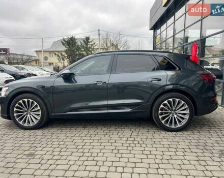 Сірий Ауді E-Tron, об'ємом двигуна 0 л та пробігом 96 тис. км за 29000 $, фото 3 на Automoto.ua