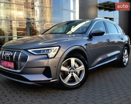 Серый Ауди E-Tron, объемом двигателя 0 л и пробегом 125 тыс. км за 23800 $, фото 82 на Automoto.ua