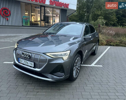 Ауди E-Tron 2020 в Хмельницком на Automoto.ua Серый Ауди E-Tron, объемом двигателя 0 л и пробегом 112 тыс. км за 37000 $, фото 2 на Automoto.ua