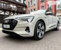 Сірий Ауді E-Tron, об'ємом двигуна 0 л та пробігом 37 тис. км за 56999 $, фото 8 на Automoto.ua