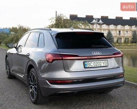 Серый Ауди E-Tron, объемом двигателя 0 л и пробегом 41 тыс. км за 37500 $, фото 2 на Automoto.ua