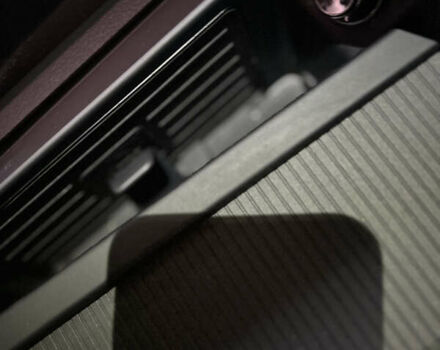 Серый Ауди E-Tron, объемом двигателя 0 л и пробегом 60 тыс. км за 41999 $, фото 46 на Automoto.ua